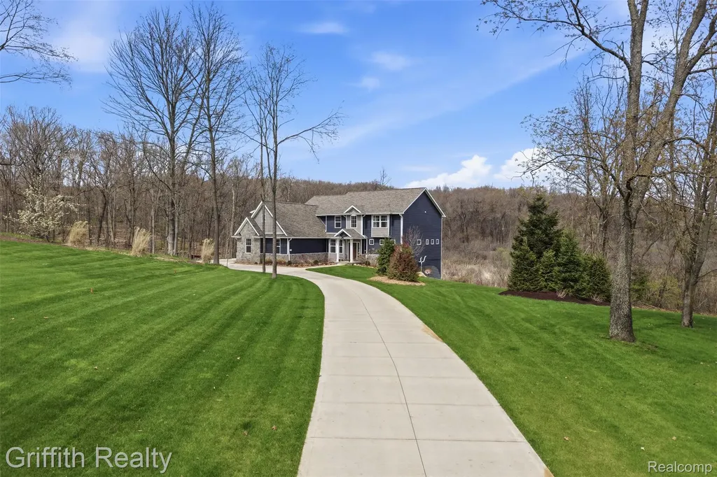 2550 Hartun Drive Brighton Township MI 48114