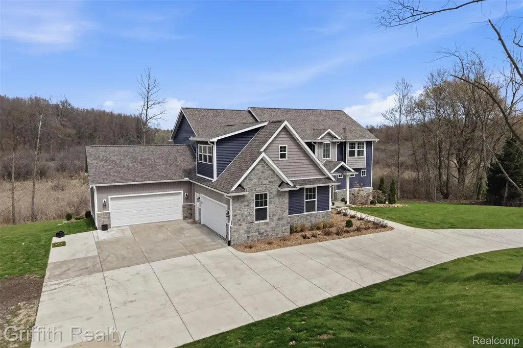 2550 Hartun Drive Brighton Township MI 48114