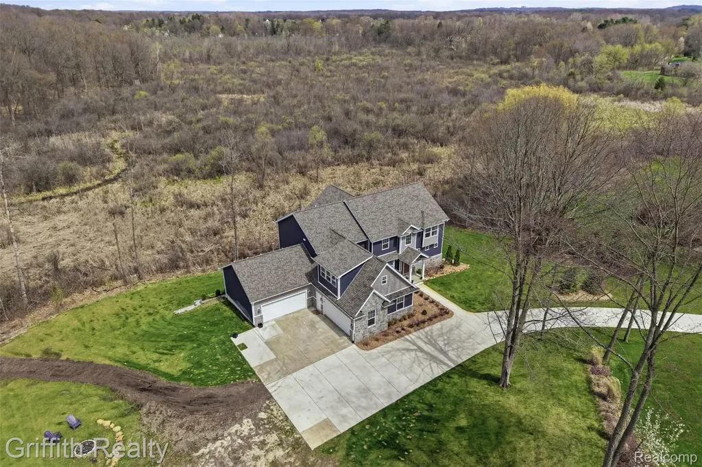 2550 Hartun Drive Brighton Township MI 48114