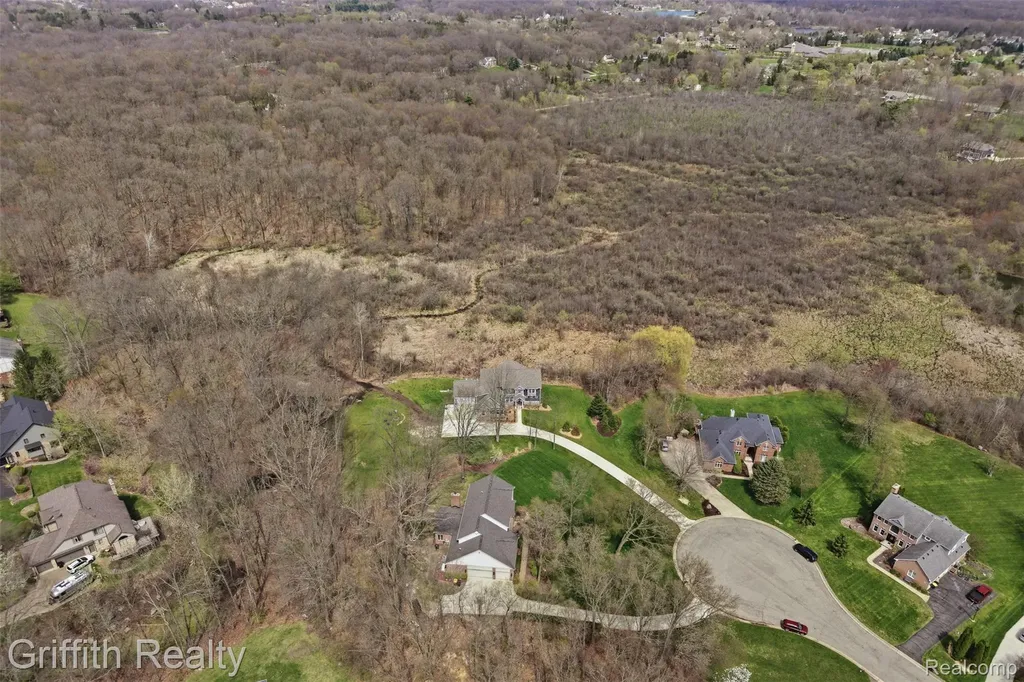 2550 Hartun Drive Brighton Township MI 48114