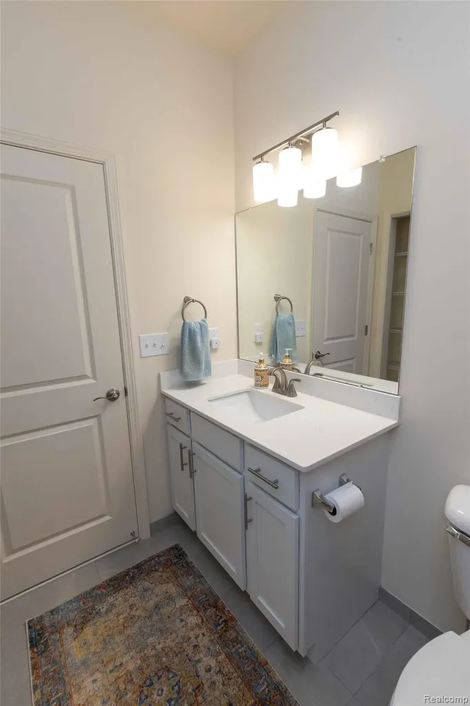 224 Jotham Avenue Auburn Hills City MI 48326