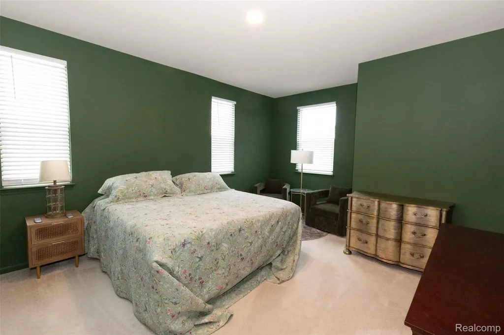 224 Jotham Avenue Auburn Hills City MI 48326