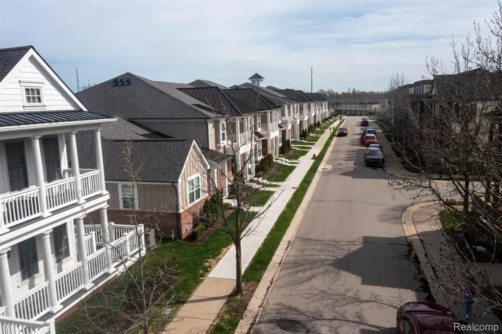 224 Jotham Avenue Auburn Hills City MI 48326