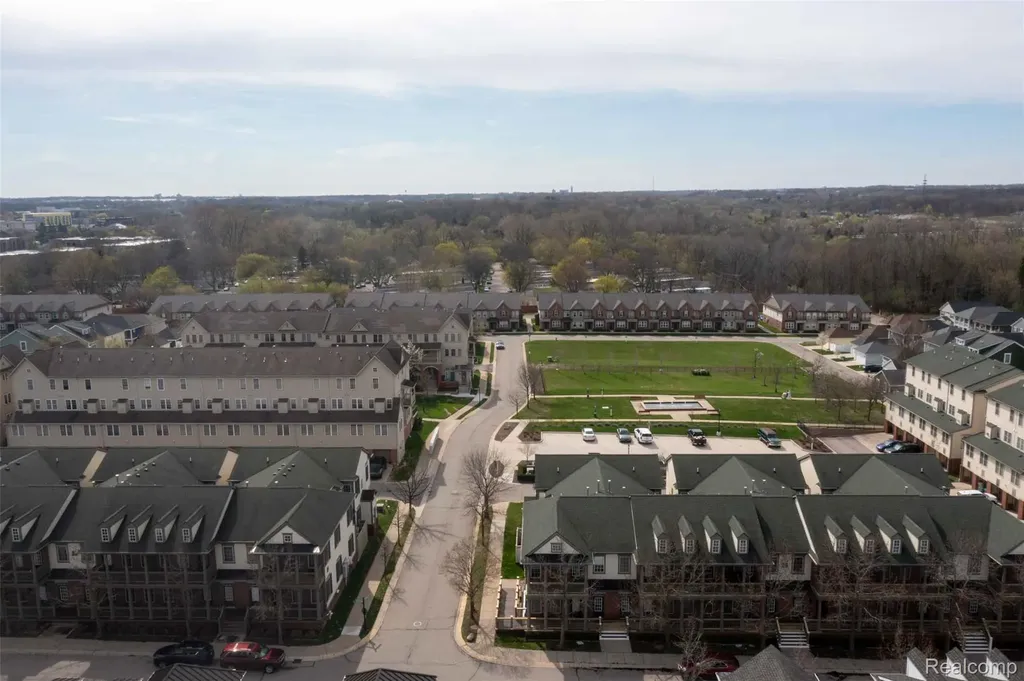 224 Jotham Avenue Auburn Hills City MI 48326