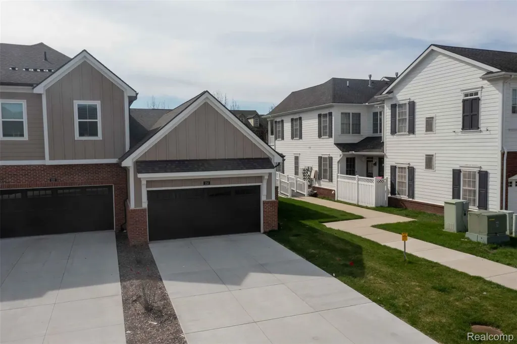224 Jotham Avenue Auburn Hills City MI 48326