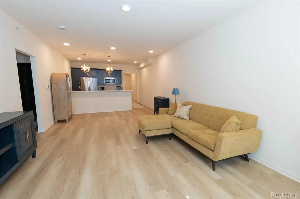 224 Jotham Avenue Auburn Hills City MI 48326
