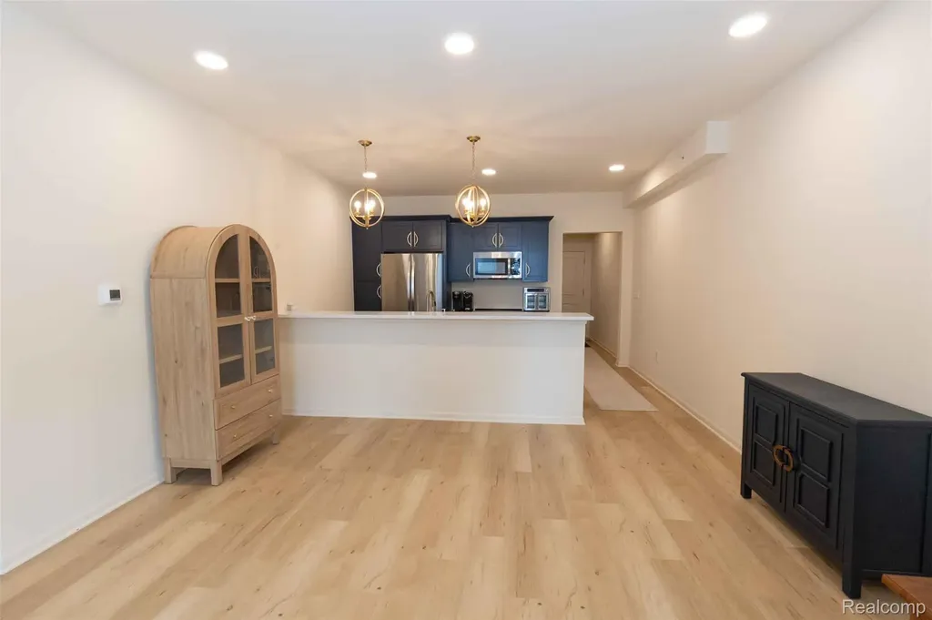 224 Jotham Avenue Auburn Hills City MI 48326