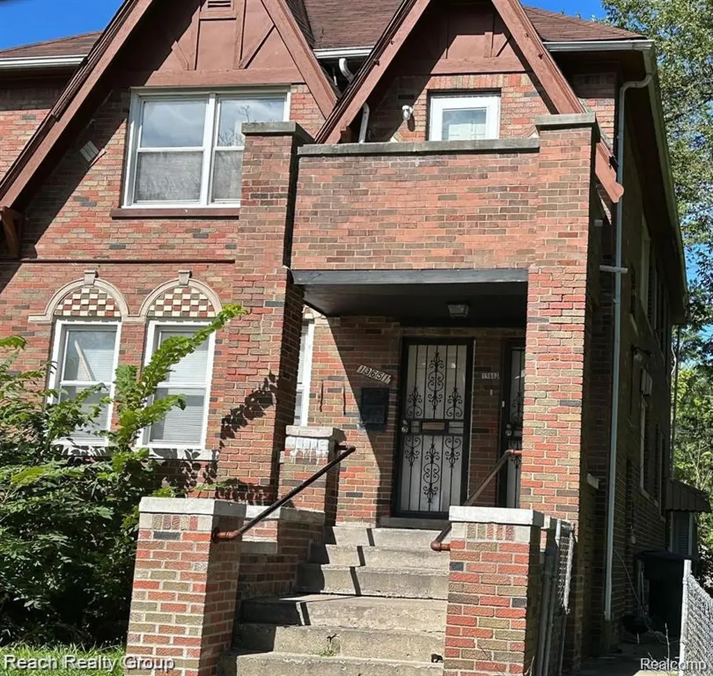 13651 Tuller Detroit City MI 48238