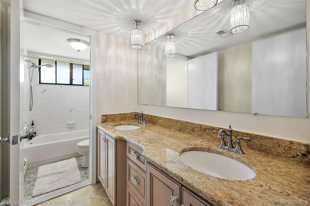 37337 Lakeshore Drive Harrison Charter Township MI 48045