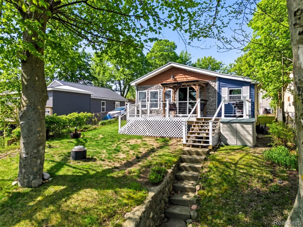 4168 Lakeview Drive Attica Township MI 48412