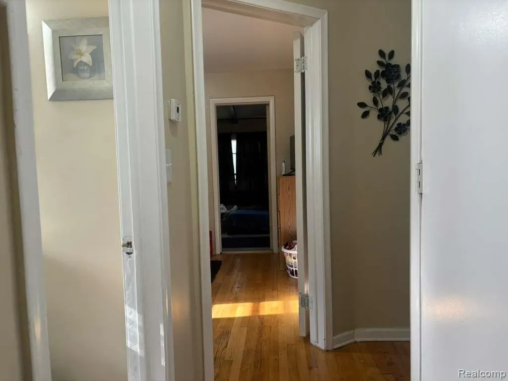 26126 N 26126 Student Avenue Redford Charter Township MI 48239