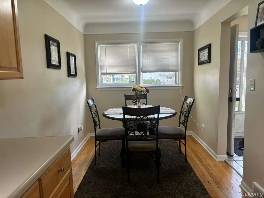 26126 N 26126 Student Avenue Redford Charter Township MI 48239