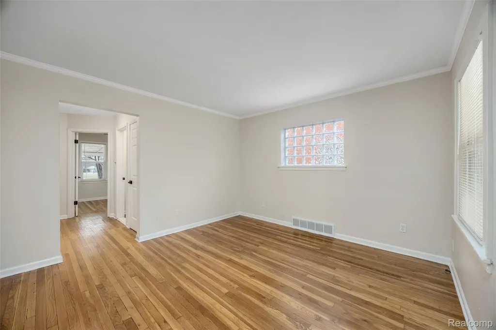 18291 Faust Avenue Detroit City MI 48219