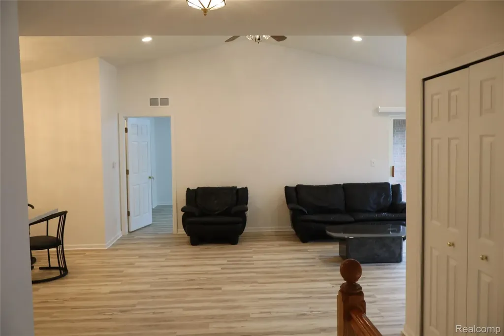 44944 Marigold Drive Sterling Heights City MI 48314