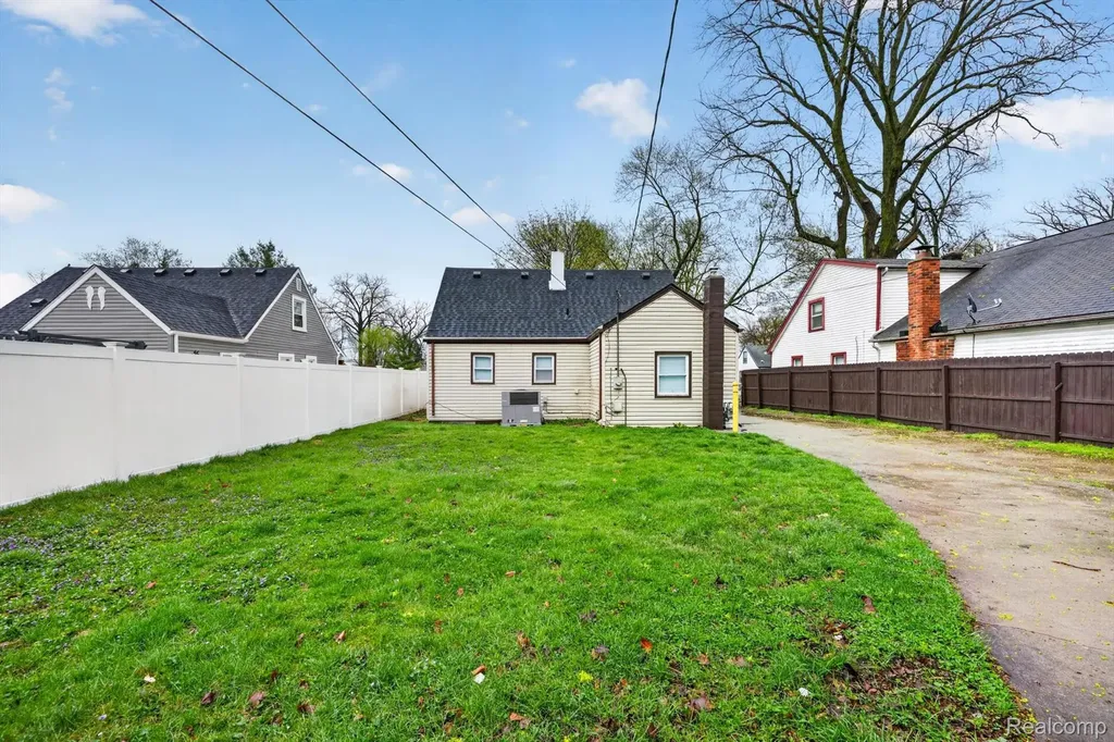 14360 Cornell Street Taylor City MI 48180