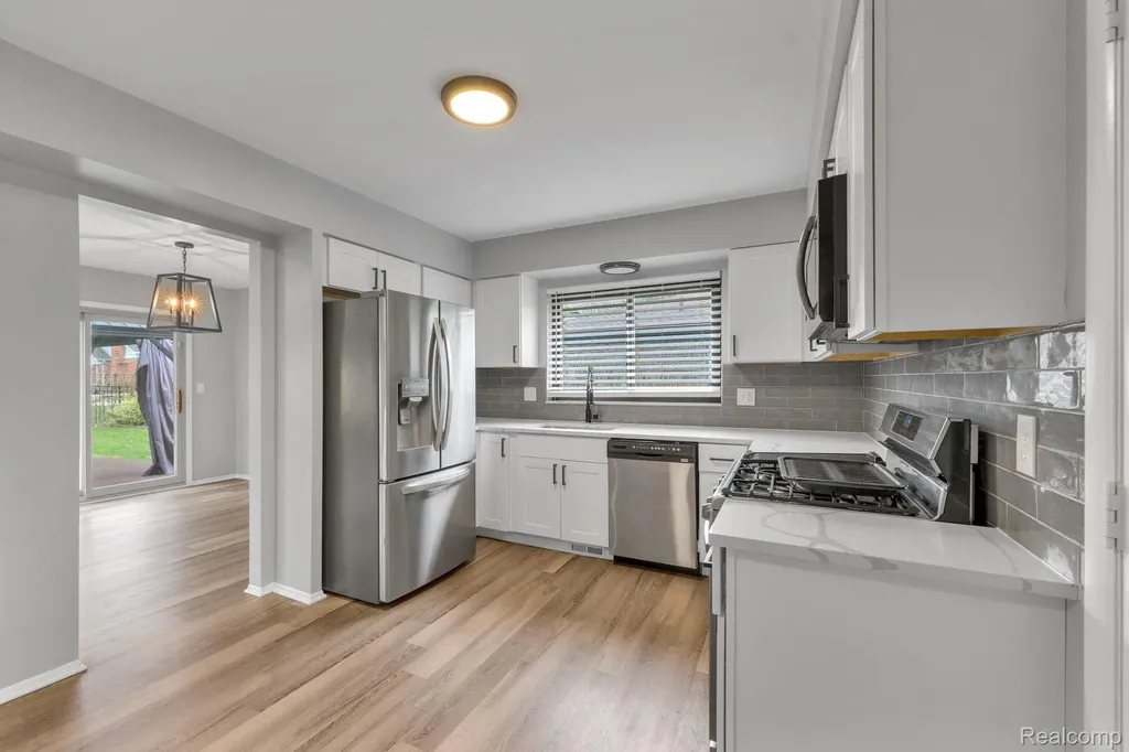 7323 Burgundy Street Canton Charter Township MI 48187