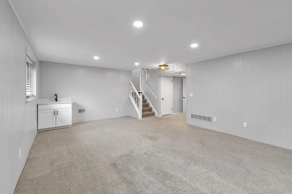 7323 Burgundy Street Canton Charter Township MI 48187