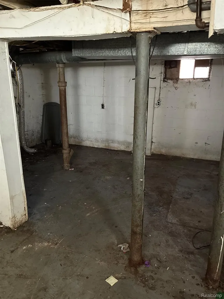 19321 Northrop Street Detroit City MI 48219