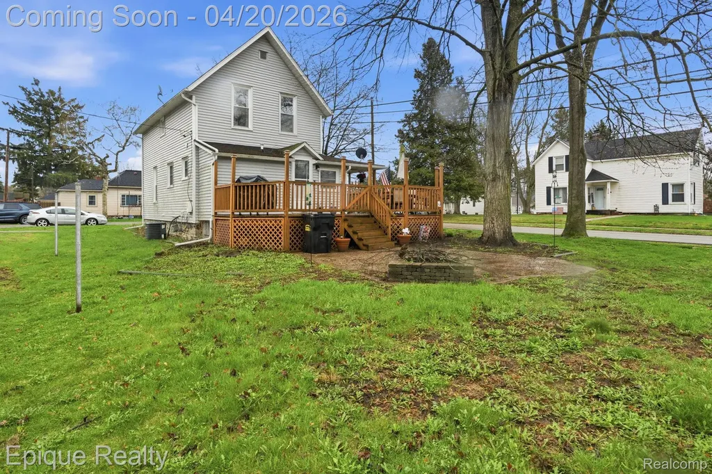 117 Mary Street Yale City MI 48097