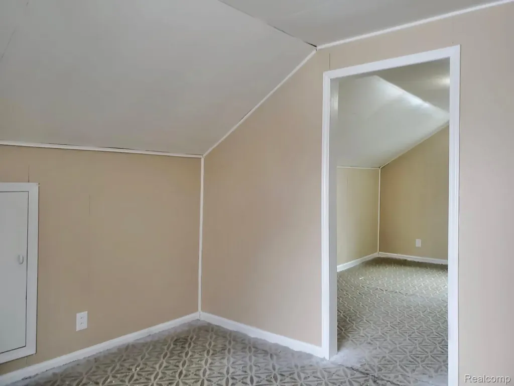 20543 Lindsay Street Detroit City MI 48235