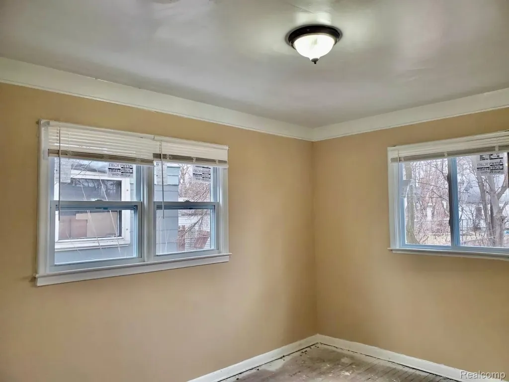 20543 Lindsay Street Detroit City MI 48235