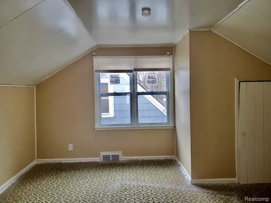 20543 Lindsay Street Detroit City MI 48235