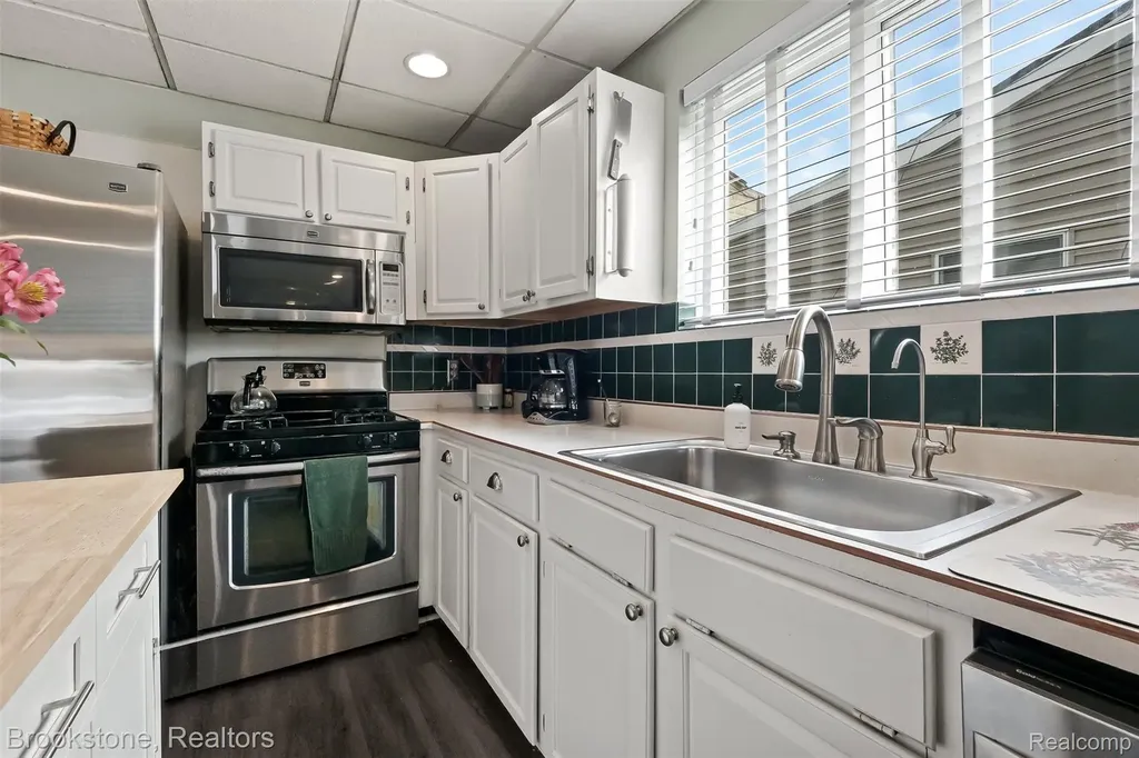 1940 S Ortonville Road Brandon Charter Township MI 48462