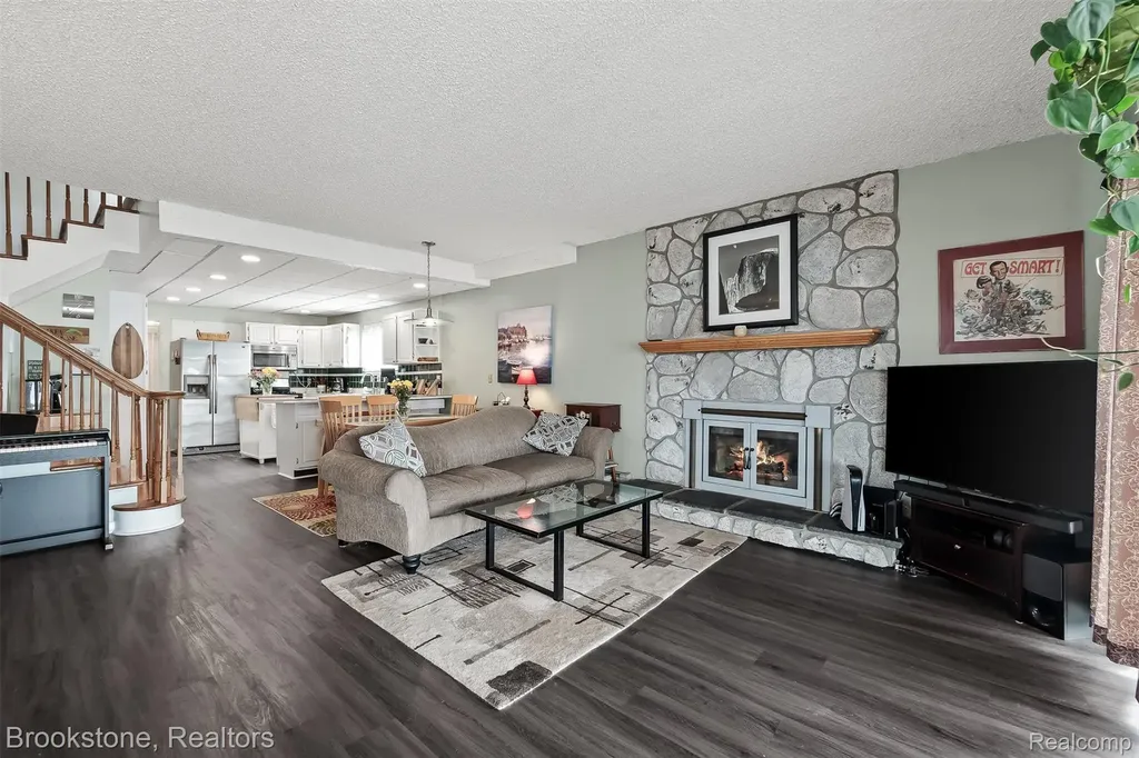 1940 S Ortonville Road Brandon Charter Township MI 48462