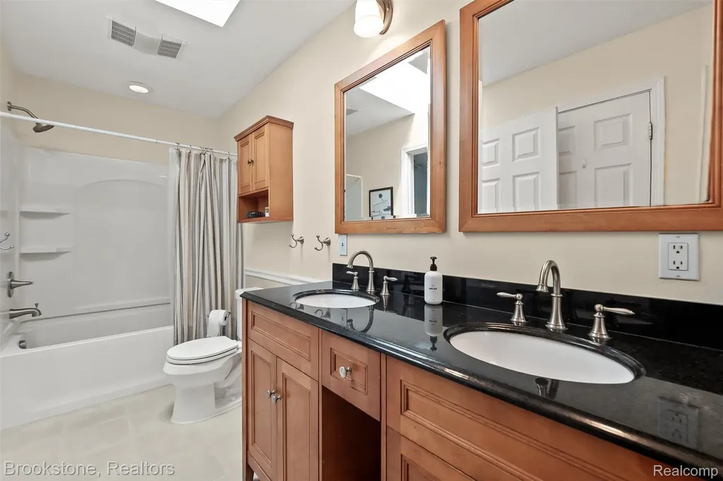 1940 S Ortonville Road Brandon Charter Township MI 48462