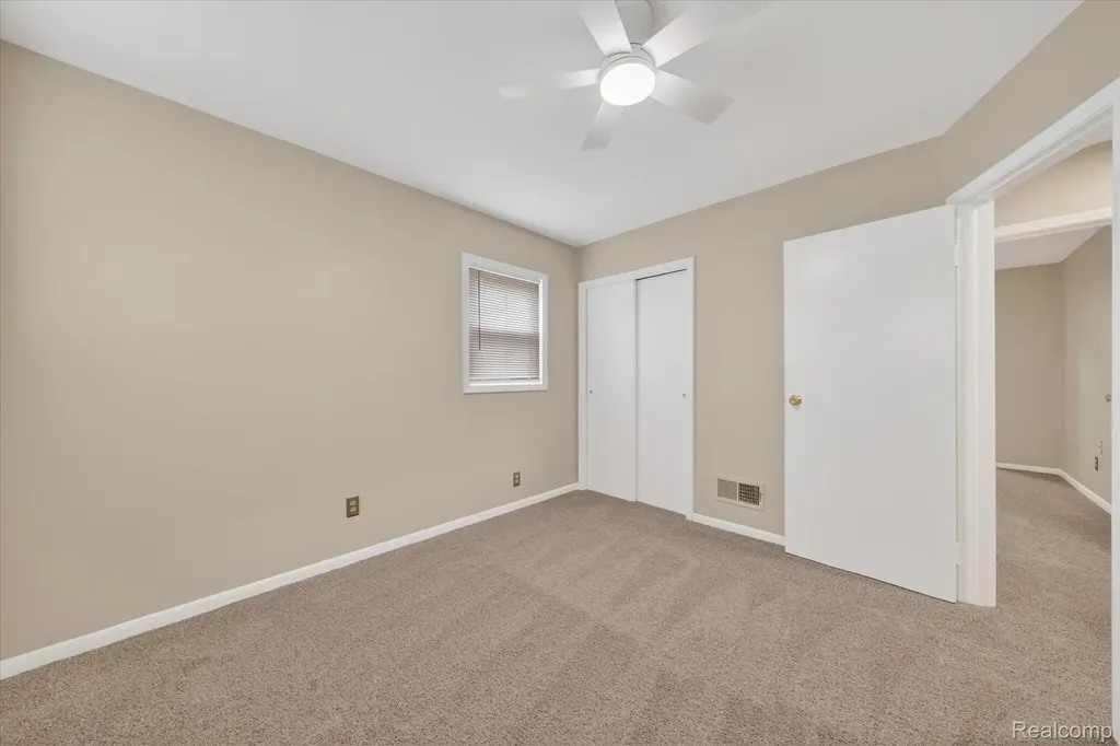 28901 W Chicago Street Livonia City MI 48150