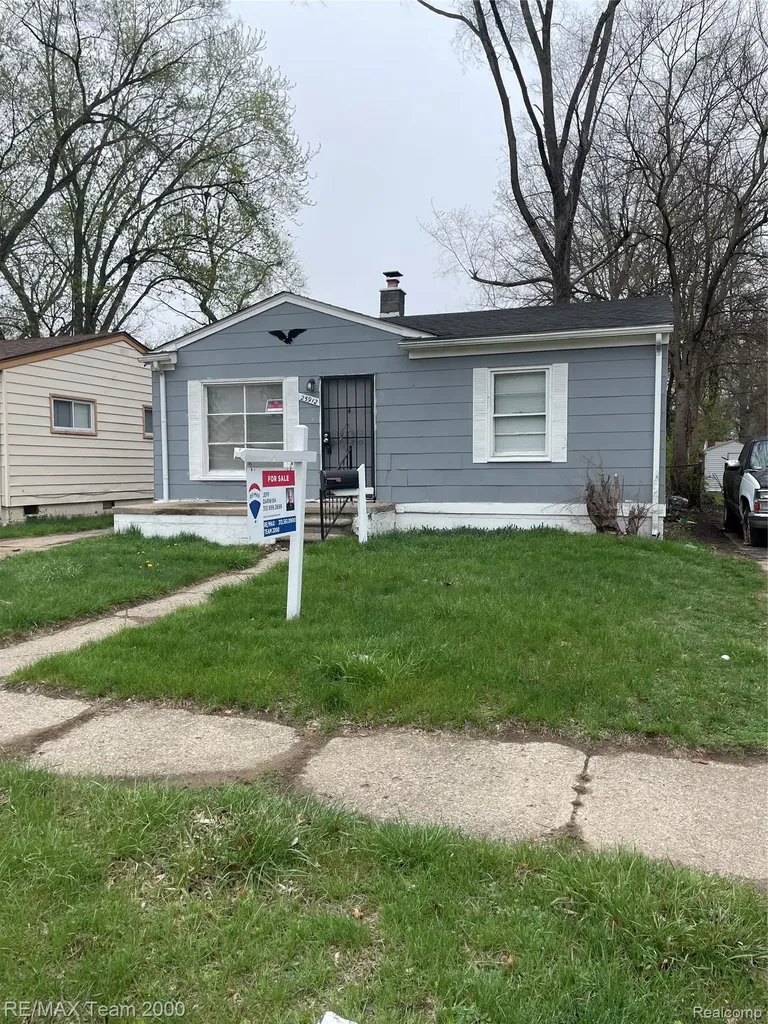 25912 Andover Street Inkster City MI 48141