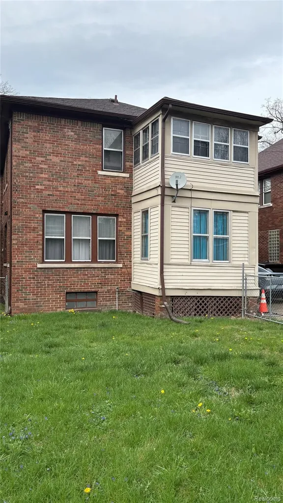8735 Marygrove Drive Detroit City MI 48221