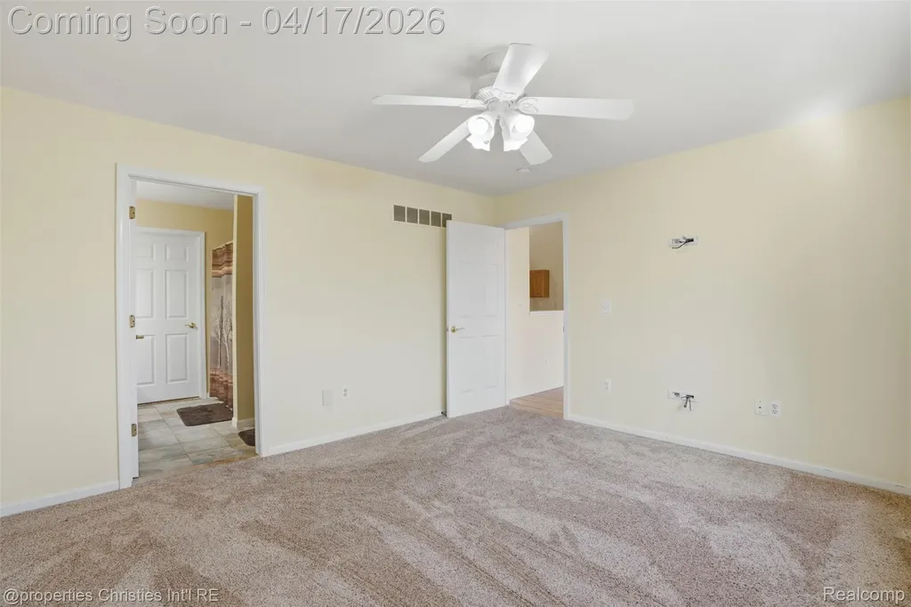 30674 Ardmore Court Novi City MI 48377