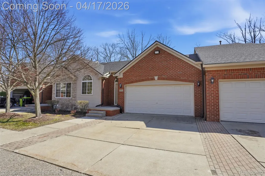 30674 Ardmore Court Novi City MI 48377