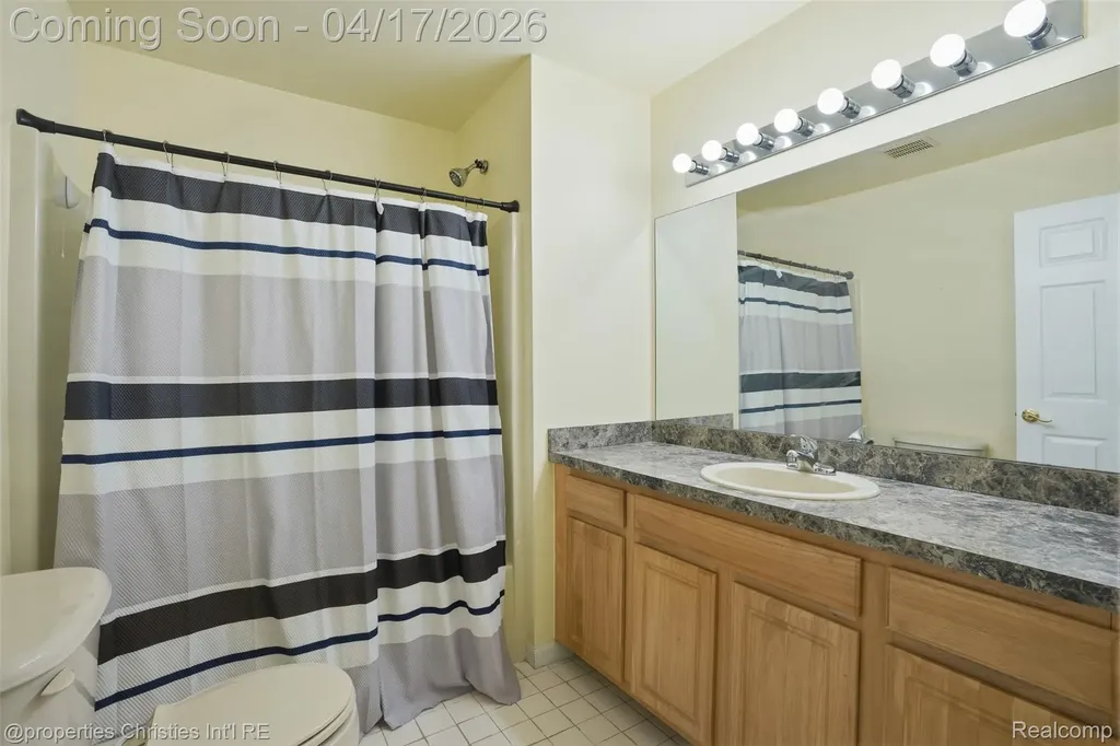 30674 Ardmore Court Novi City MI 48377