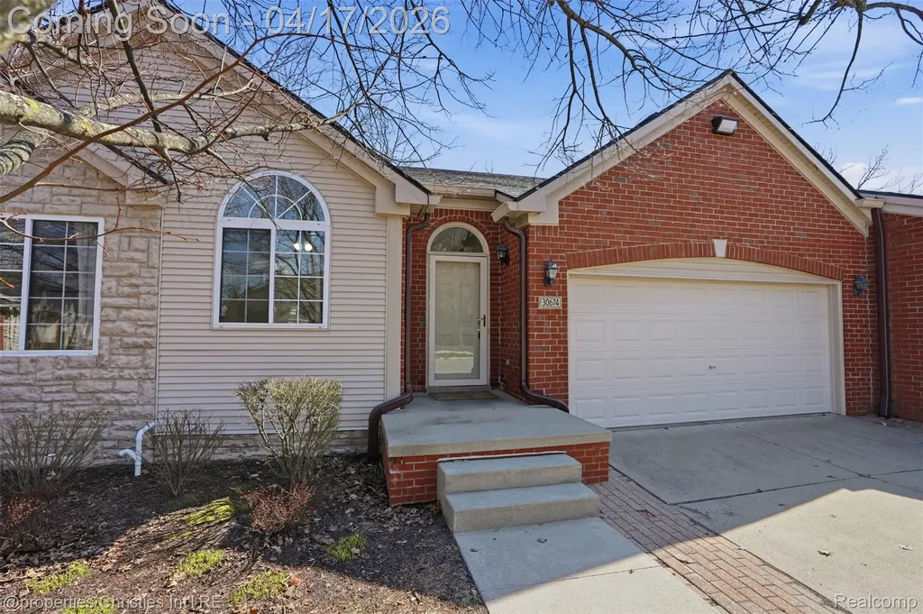 30674 Ardmore Court Novi City MI 48377