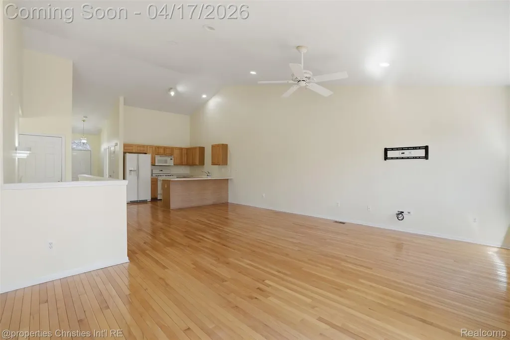 30674 Ardmore Court Novi City MI 48377