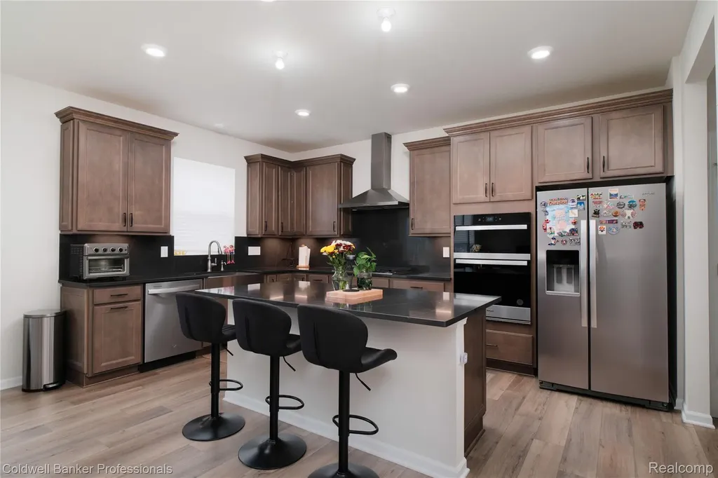 4813 Marquette Drive Milford Charter Township MI 48381