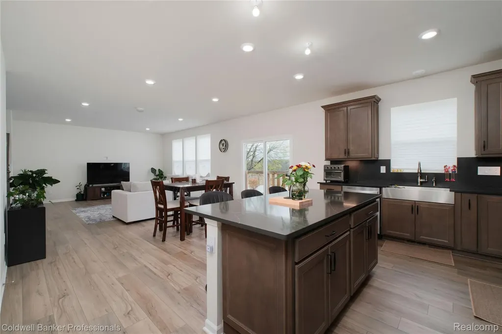 4813 Marquette Drive Milford Charter Township MI 48381