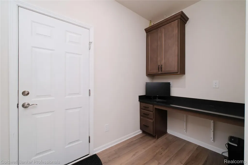 4813 Marquette Drive Milford Charter Township MI 48381