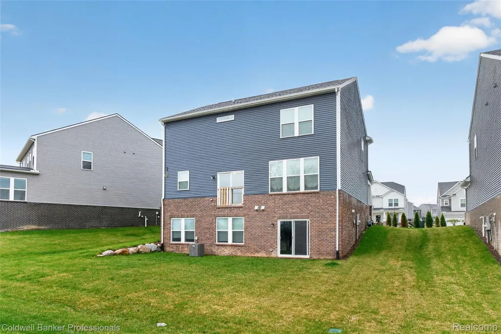 4813 Marquette Drive Milford Charter Township MI 48381