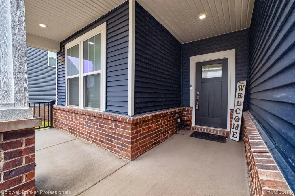 4813 Marquette Drive Milford Charter Township MI 48381