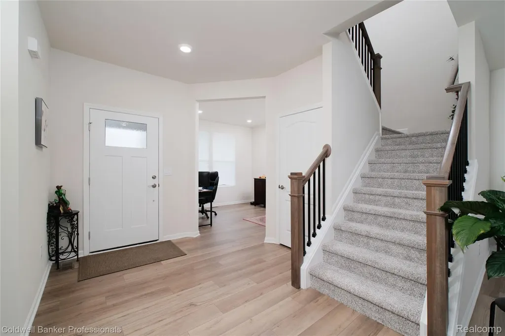 4813 Marquette Drive Milford Charter Township MI 48381