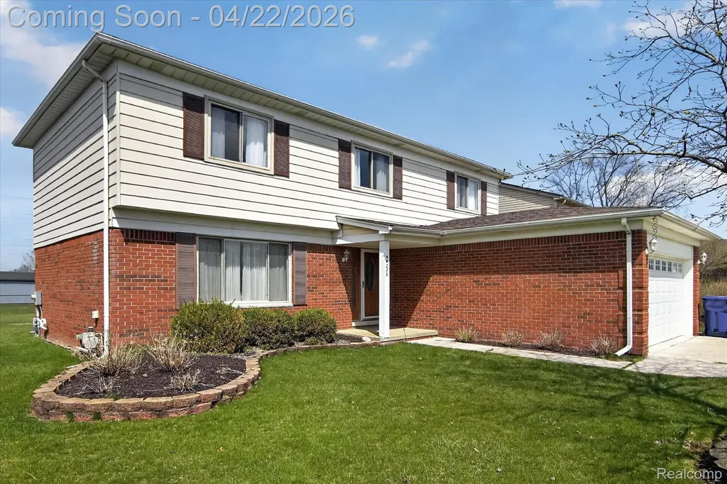 44226 Harsdale Drive Canton Charter Township MI 48187