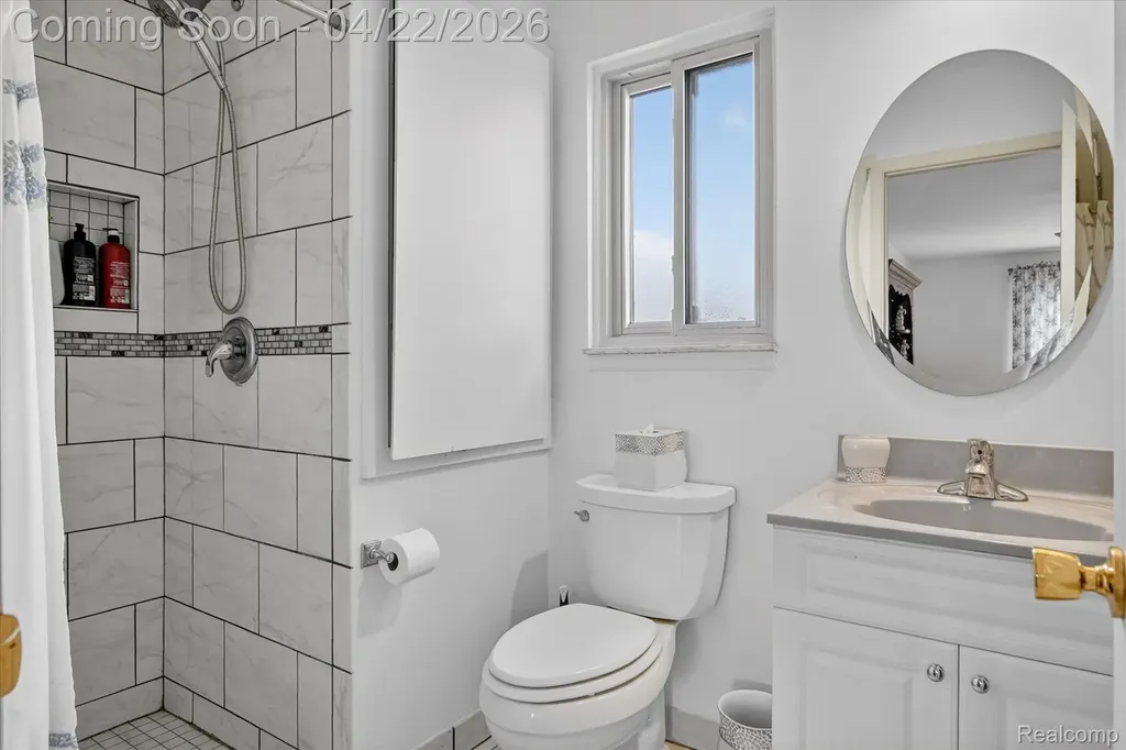 44226 Harsdale Drive Canton Charter Township MI 48187