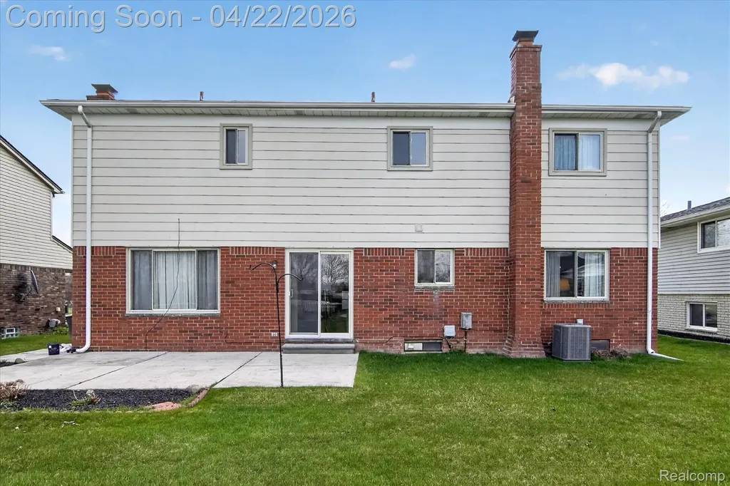 44226 Harsdale Drive Canton Charter Township MI 48187