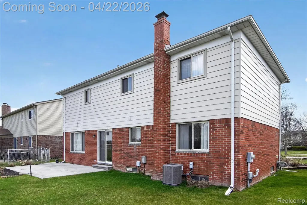 44226 Harsdale Drive Canton Charter Township MI 48187