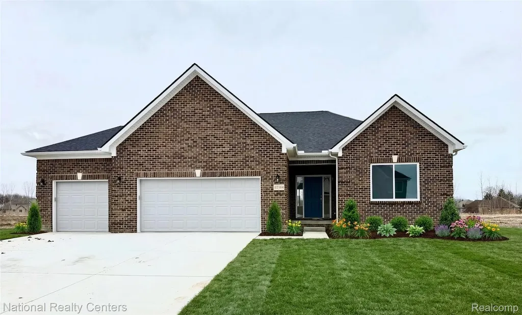 53240 Woodland Meadows Chesterfield Township MI 48047