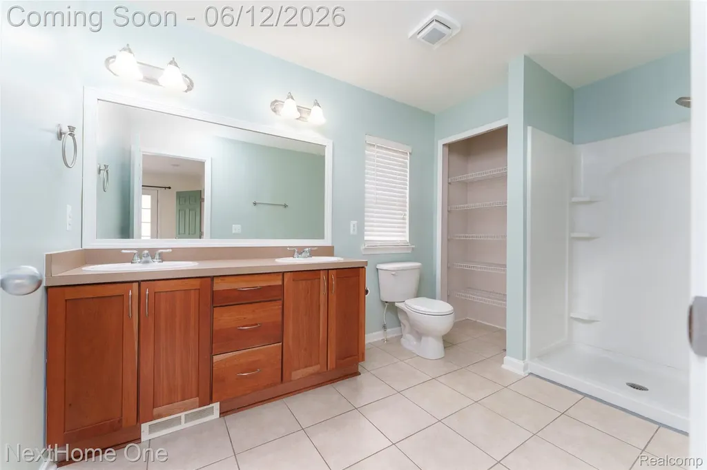 1818 Gilmore Street Howell City MI 48855