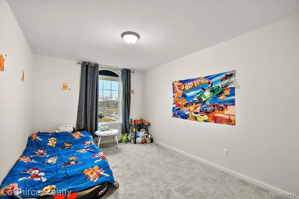 43722 Bolingbrooke Lane Novi City MI 48377
